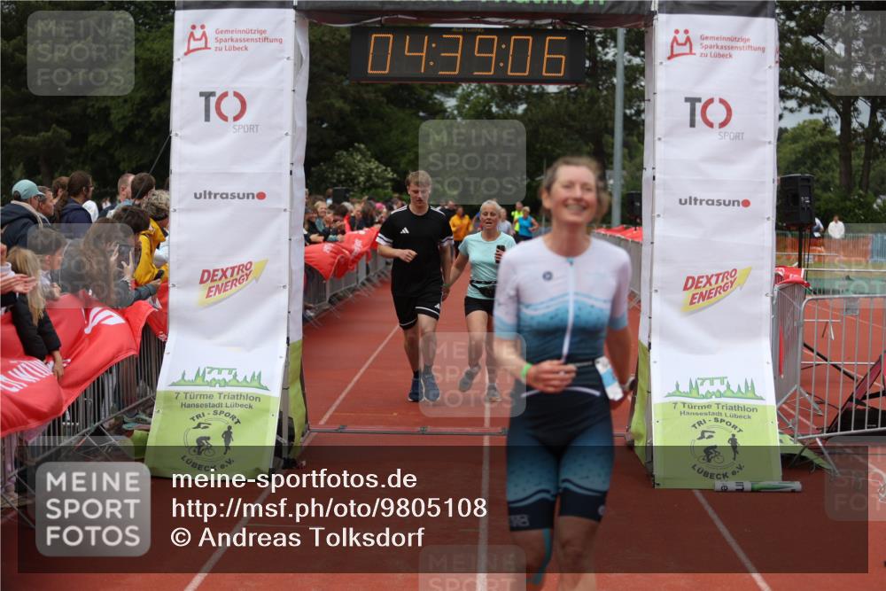 14.06.2026 - 7 Türme Triathlon Andreas Tolksdorf http://msf.ph/oto/9805108 14.06.2026 15:39:05 Ziel 997, 1084, 1093, 1180, 1584 meine-sportfotos.de