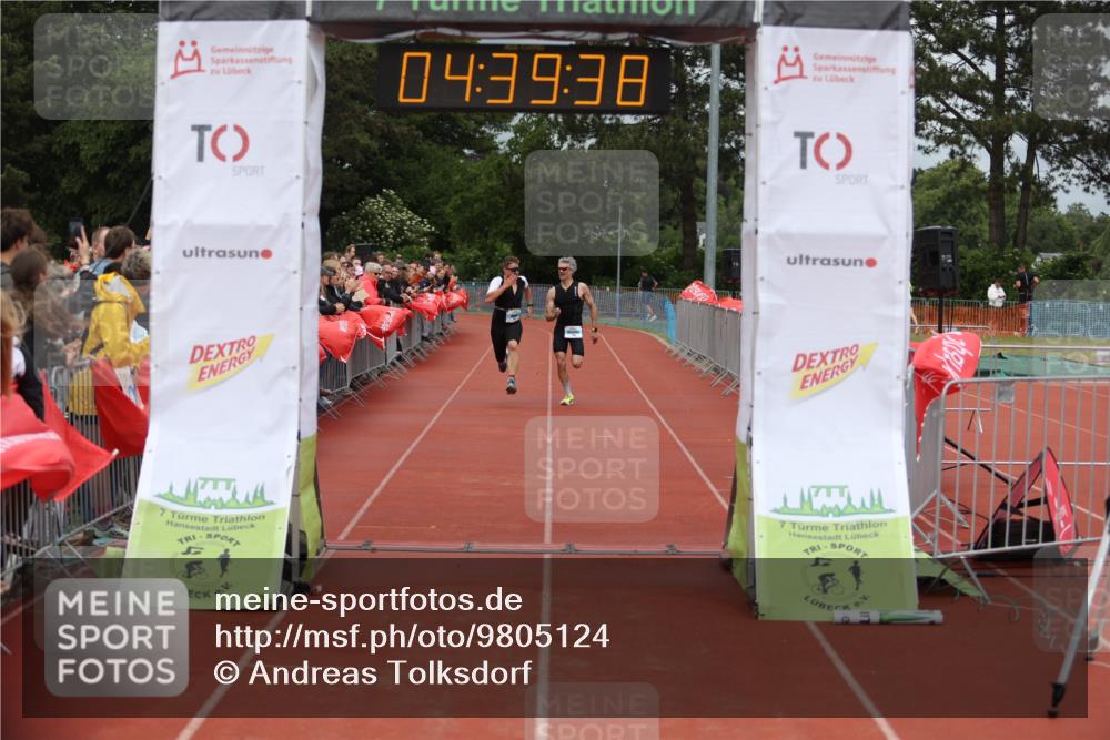 14.06.2026 - 7 Türme Triathlon Andreas Tolksdorf http://msf.ph/oto/9805124 14.06.2026 15:39:37 Ziel 1119, 1150 meine-sportfotos.de