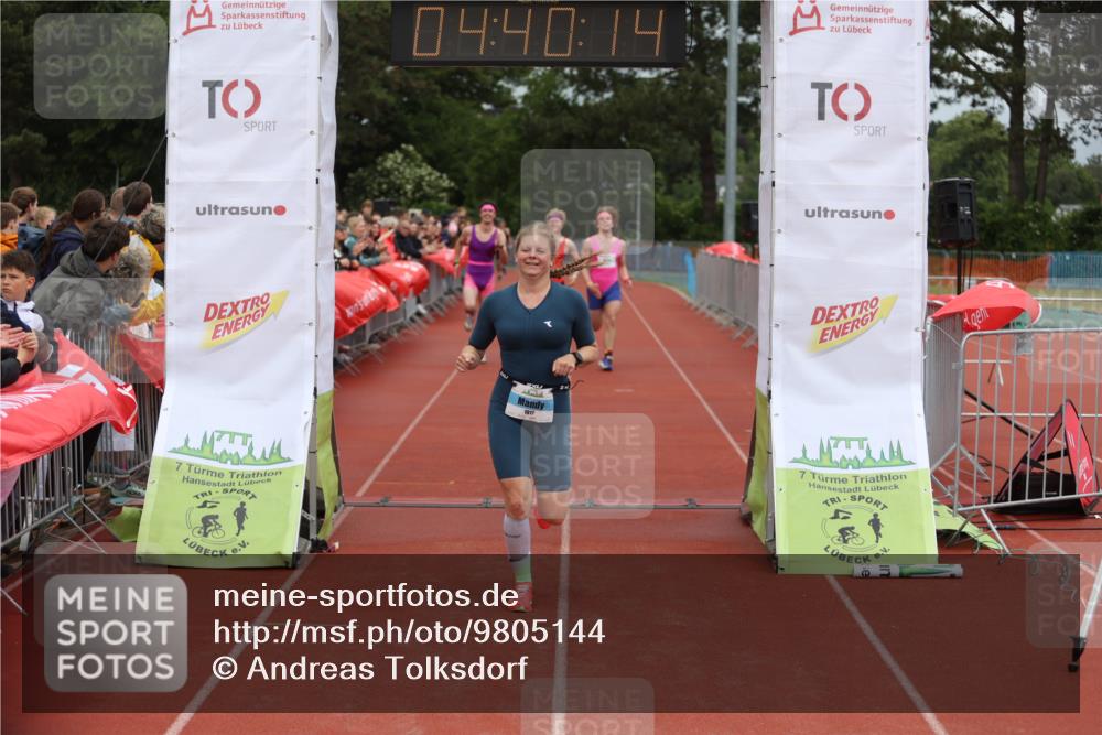 14.06.2026 - 7 Türme Triathlon Andreas Tolksdorf http://msf.ph/oto/9805144 14.06.2026 15:40:13 Ziel 1017, 1193, 1572 meine-sportfotos.de