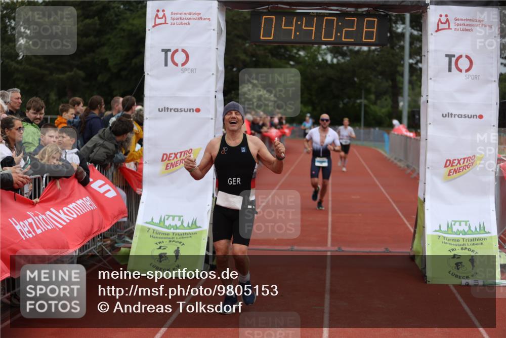 14.06.2026 - 7 Türme Triathlon Andreas Tolksdorf http://msf.ph/oto/9805153 14.06.2026 15:40:27 Ziel 973, 1028, 1089 meine-sportfotos.de