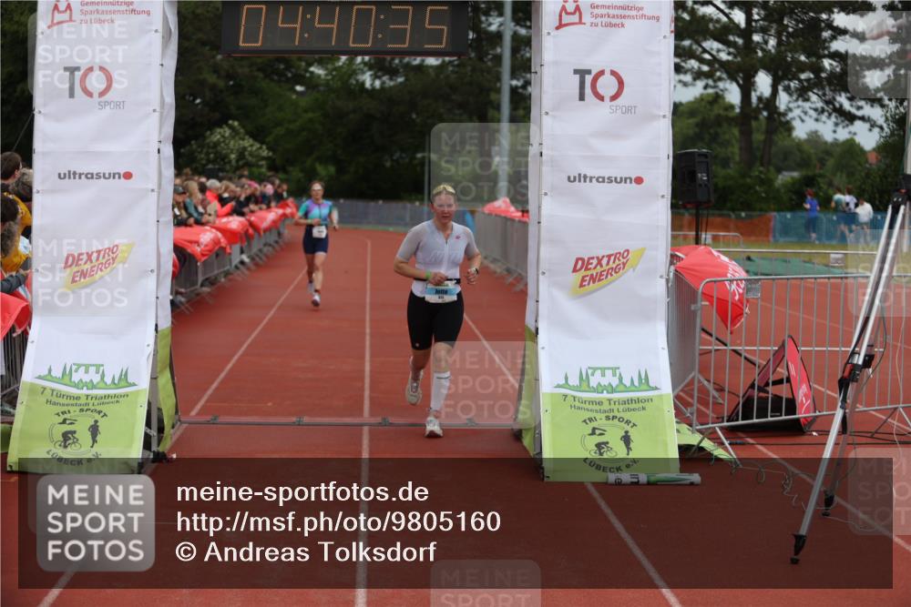 14.06.2026 - 7 Türme Triathlon Andreas Tolksdorf http://msf.ph/oto/9805160 14.06.2026 15:40:34 Ziel 973, 1028, 1089, 1563 meine-sportfotos.de