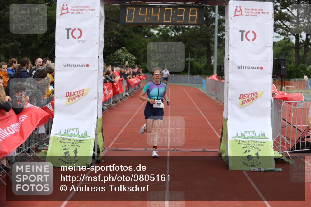 14.06.2026 - 7 Türme Triathlon Andreas Tolksdorf http://msf.ph/oto/9805161 14.06.2026 15:40:37 Ziel 973, 1031, 1089, 1563 meine-sportfotos.de