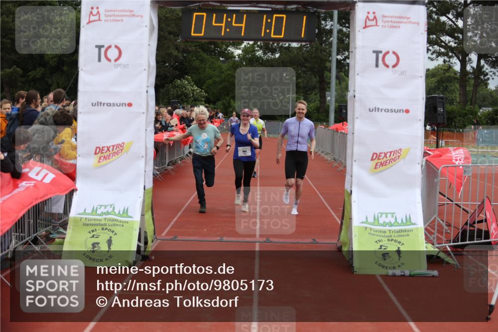 14.06.2026 - 7 Türme Triathlon Andreas Tolksdorf http://msf.ph/oto/9805173 14.06.2026 15:41:00 Ziel 1175, 1622 meine-sportfotos.de