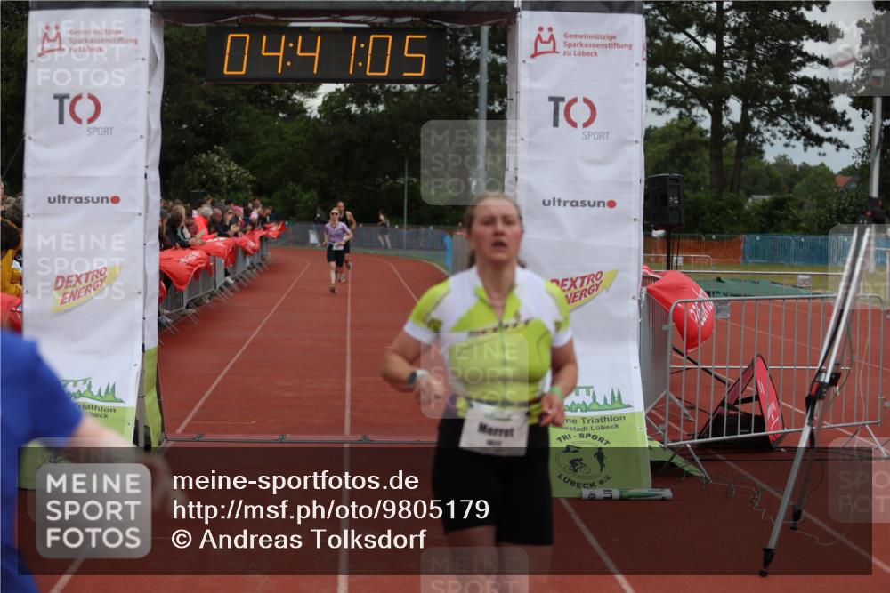 14.06.2026 - 7 Türme Triathlon Andreas Tolksdorf http://msf.ph/oto/9805179 14.06.2026 15:41:04 Ziel 1156, 1175, 1613, 1622 meine-sportfotos.de