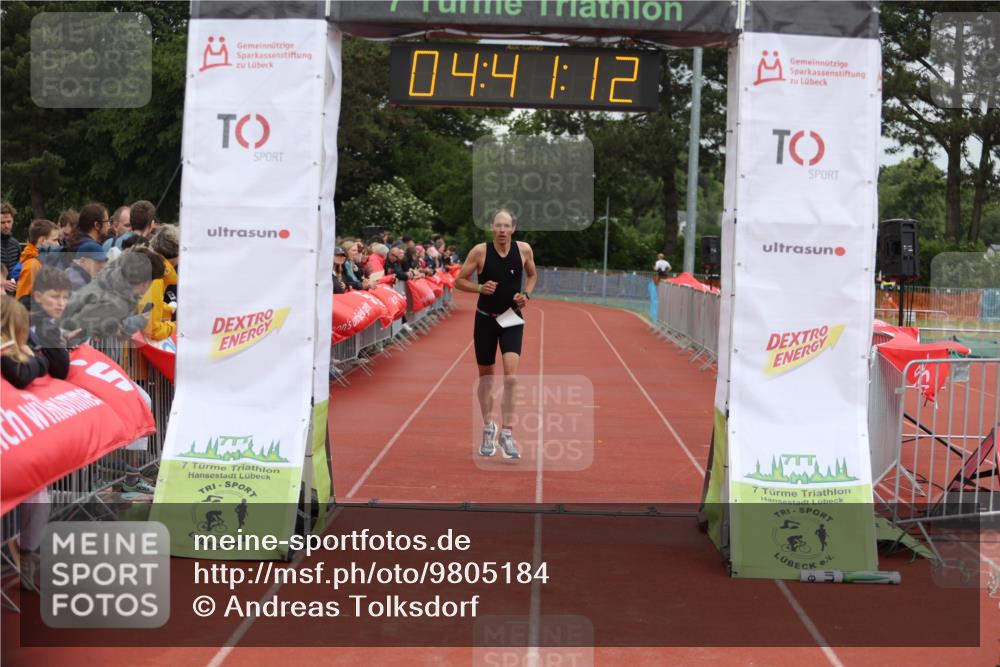 14.06.2026 - 7 Türme Triathlon Andreas Tolksdorf http://msf.ph/oto/9805184 14.06.2026 15:41:11 Ziel 1156, 1613, 1622 meine-sportfotos.de