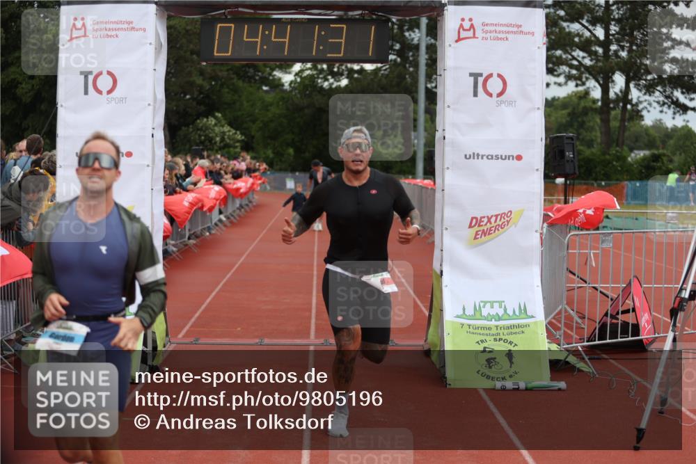 14.06.2026 - 7 Türme Triathlon Andreas Tolksdorf http://msf.ph/oto/9805196 14.06.2026 15:41:30 Ziel 713, 731, 1165 meine-sportfotos.de