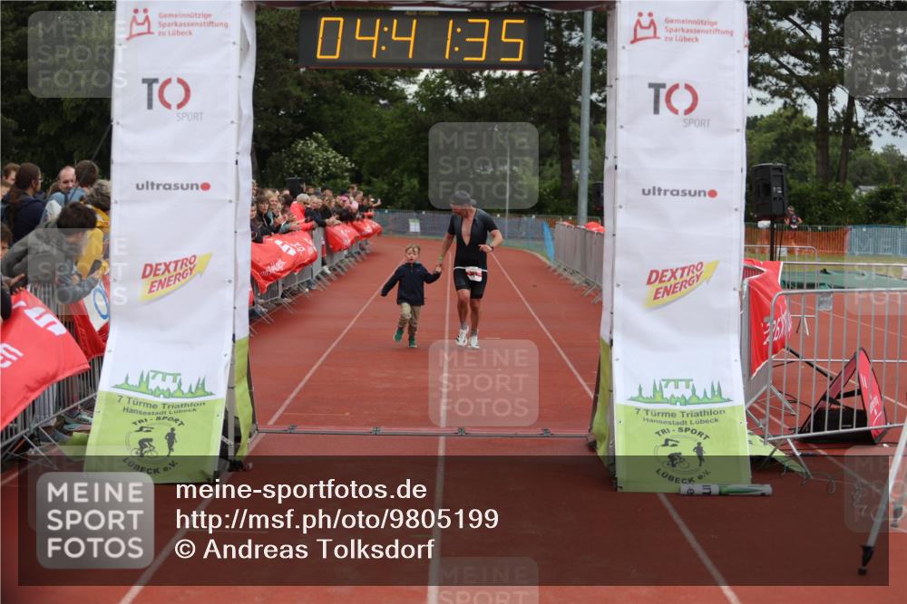 14.06.2026 - 7 Türme Triathlon Andreas Tolksdorf http://msf.ph/oto/9805199 14.06.2026 15:41:34 Ziel 713, 731, 1165 meine-sportfotos.de