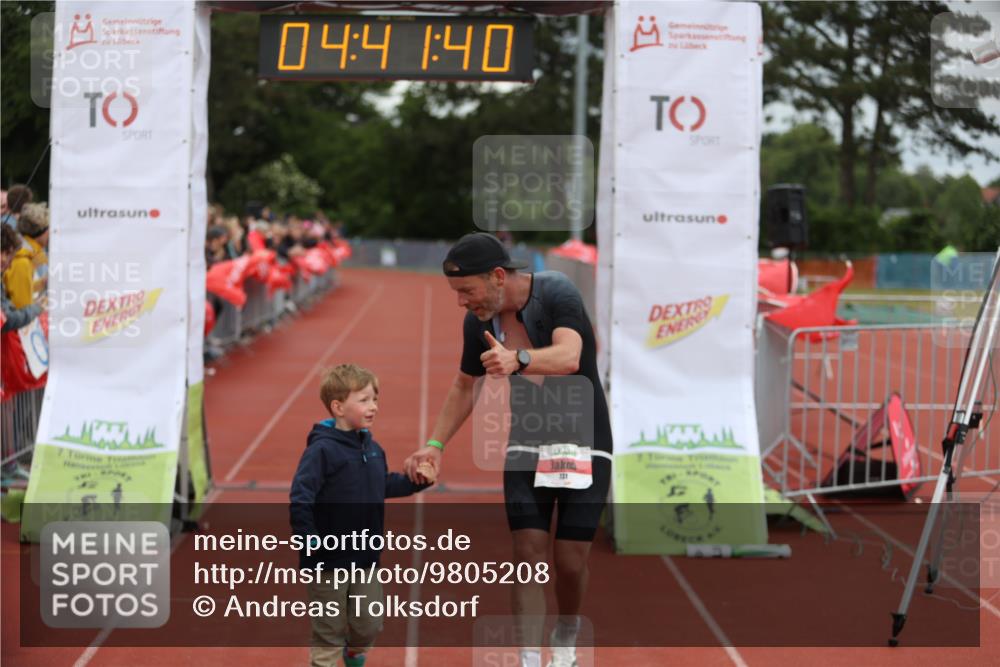 14.06.2026 - 7 Türme Triathlon Andreas Tolksdorf http://msf.ph/oto/9805208 14.06.2026 15:41:39 Ziel 731 meine-sportfotos.de