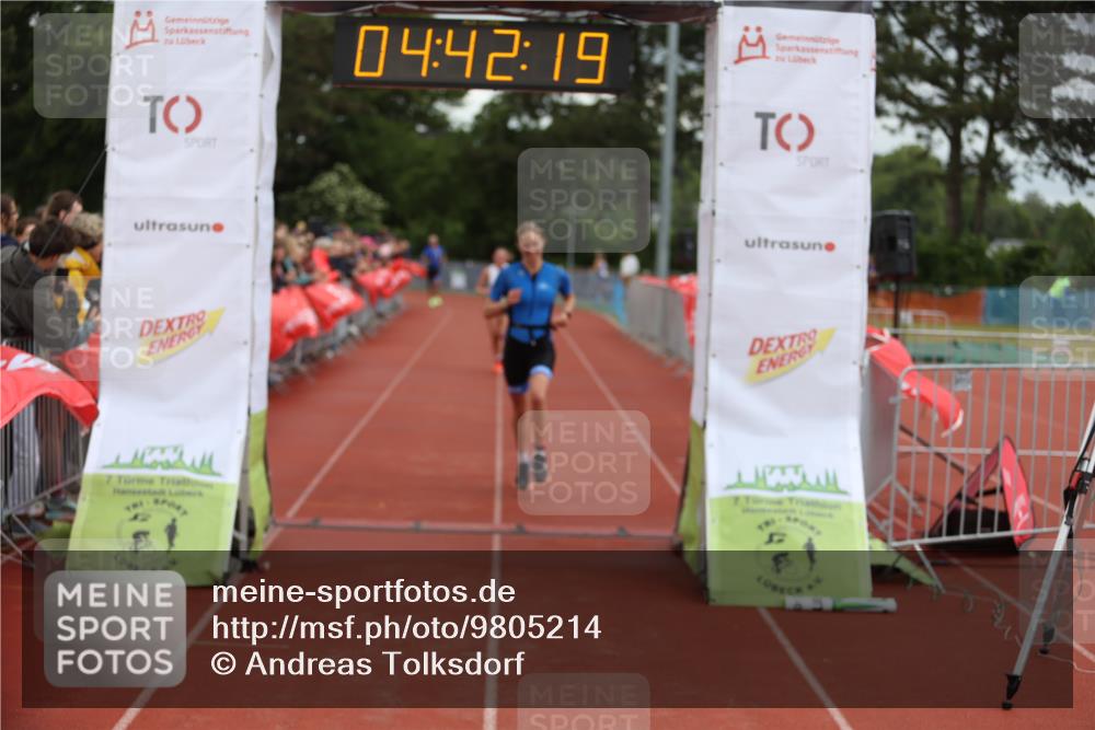 14.06.2026 - 7 Türme Triathlon Andreas Tolksdorf http://msf.ph/oto/9805214 14.06.2026 15:42:18 Ziel 911, 1184 meine-sportfotos.de