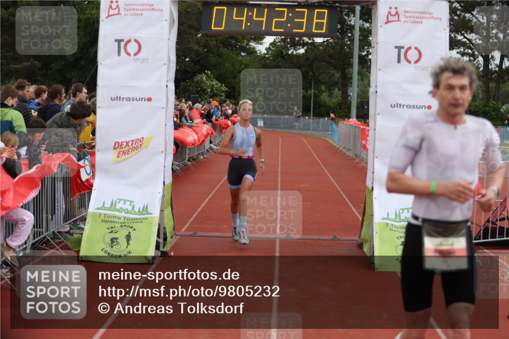 14.06.2026 - 7 Türme Triathlon Andreas Tolksdorf http://msf.ph/oto/9805232 14.06.2026 15:42:37 Ziel 725, 986, 1759 meine-sportfotos.de