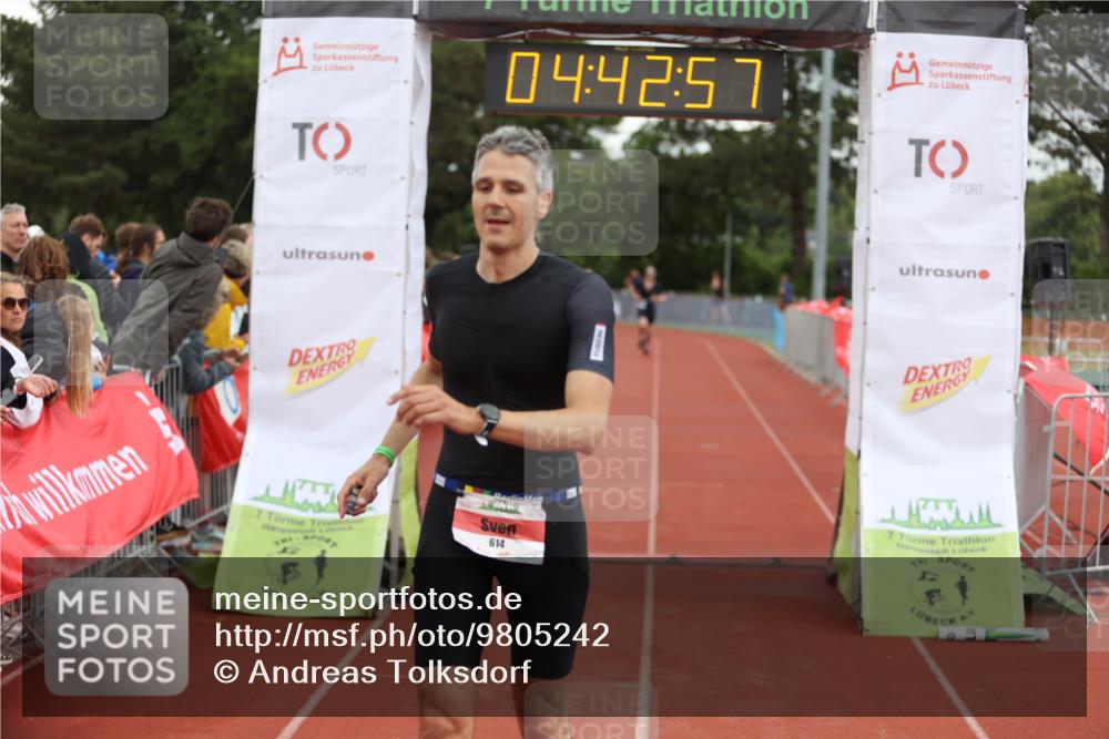 14.06.2026 - 7 Türme Triathlon Andreas Tolksdorf http://msf.ph/oto/9805242 14.06.2026 15:42:56 Ziel 614, 1108, 1129, 1614, 1760 meine-sportfotos.de