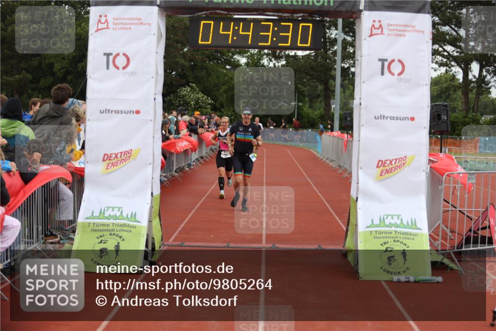 14.06.2026 - 7 Türme Triathlon Andreas Tolksdorf http://msf.ph/oto/9805264 14.06.2026 15:43:29 Ziel 905, 1132, 1532, 1601 meine-sportfotos.de