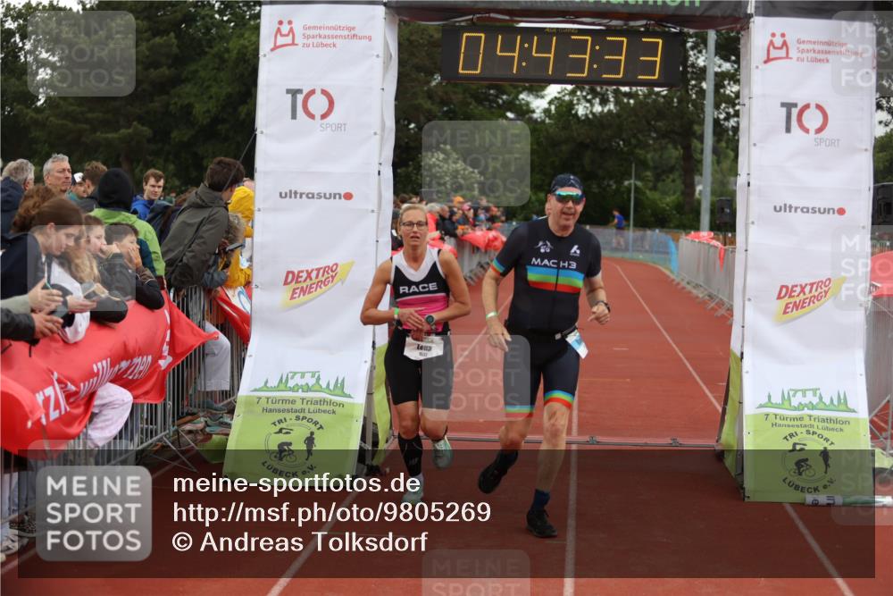 14.06.2026 - 7 Türme Triathlon Andreas Tolksdorf http://msf.ph/oto/9805269 14.06.2026 15:43:32 Ziel 905, 1132, 1532 meine-sportfotos.de