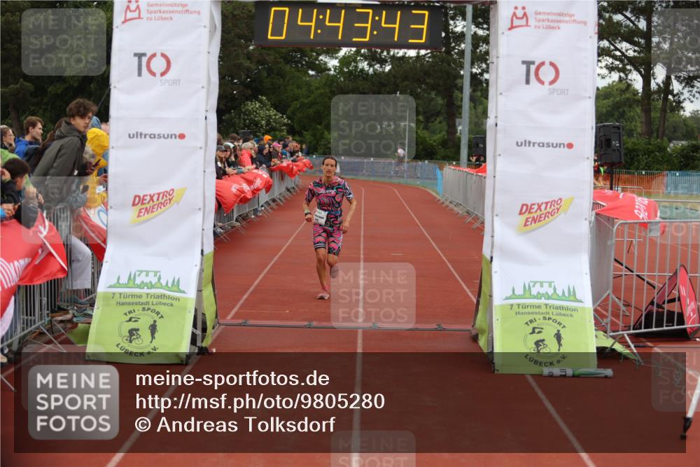 14.06.2026 - 7 Türme Triathlon Andreas Tolksdorf http://msf.ph/oto/9805280 14.06.2026 15:43:42 Ziel 1132, 1570 meine-sportfotos.de