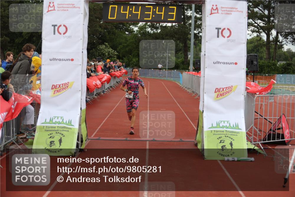 14.06.2026 - 7 Türme Triathlon Andreas Tolksdorf http://msf.ph/oto/9805281 14.06.2026 15:43:42 Ziel 1132, 1570 meine-sportfotos.de