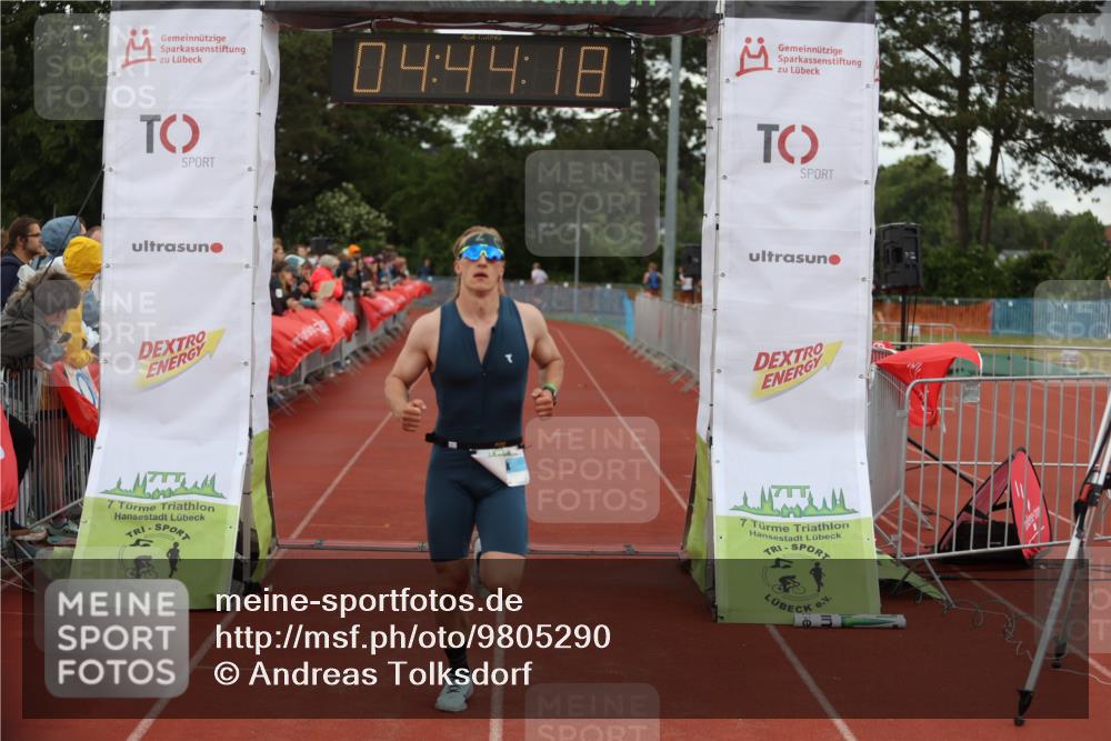 14.06.2026 - 7 Türme Triathlon Andreas Tolksdorf http://msf.ph/oto/9805290 14.06.2026 15:44:16 Ziel 602, 1141 meine-sportfotos.de