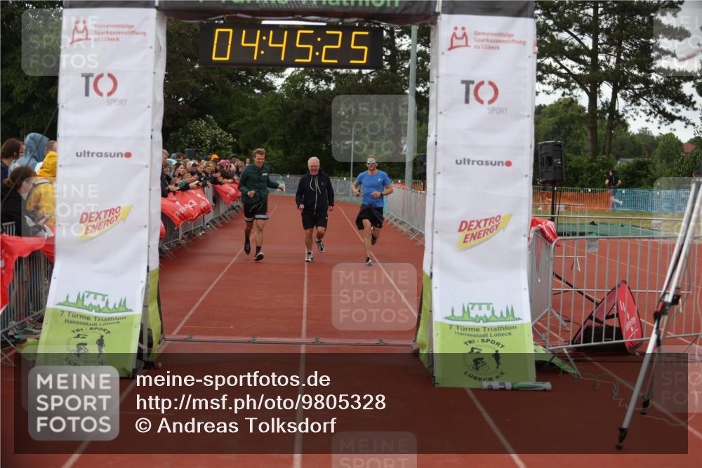 14.06.2026 - 7 Türme Triathlon Andreas Tolksdorf http://msf.ph/oto/9805328 14.06.2026 15:45:24 Ziel 1179 meine-sportfotos.de