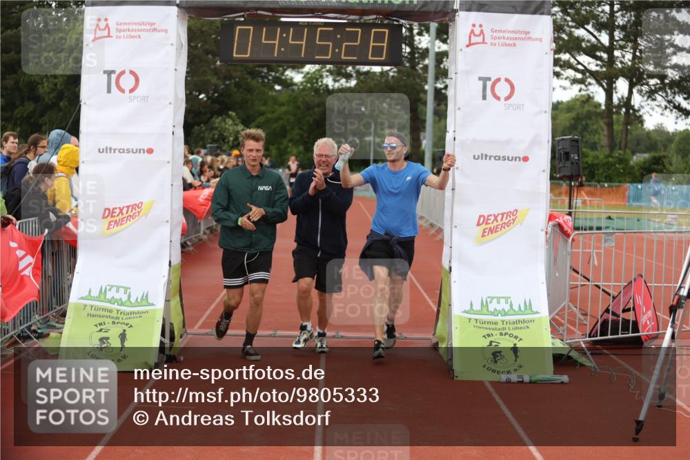 14.06.2026 - 7 Türme Triathlon Andreas Tolksdorf http://msf.ph/oto/9805333 14.06.2026 15:45:27 Ziel 1179 meine-sportfotos.de