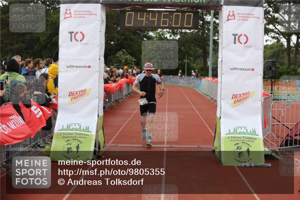 14.06.2026 - 7 Türme Triathlon Andreas Tolksdorf http://msf.ph/oto/9805355 14.06.2026 15:45:59 Ziel 875, 1173 meine-sportfotos.de