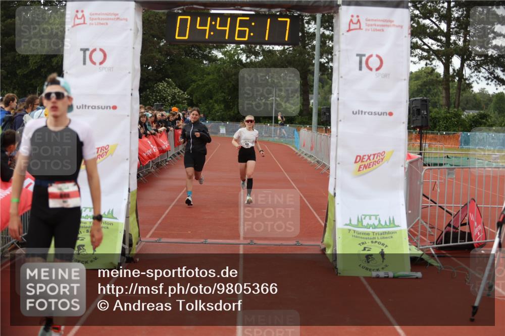 14.06.2026 - 7 Türme Triathlon Andreas Tolksdorf http://msf.ph/oto/9805366 14.06.2026 15:46:16 Ziel 607, 1197, 1685 meine-sportfotos.de