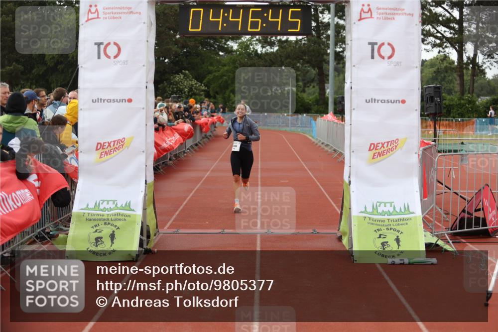 14.06.2026 - 7 Türme Triathlon Andreas Tolksdorf http://msf.ph/oto/9805377 14.06.2026 15:46:44 Ziel 1687 meine-sportfotos.de