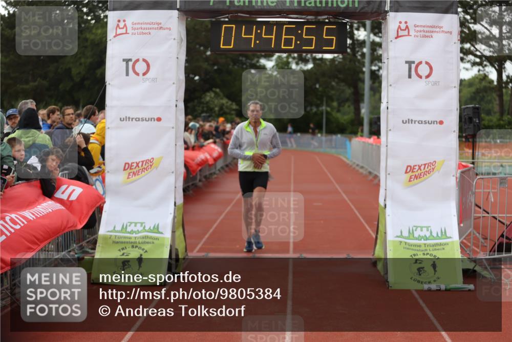 14.06.2026 - 7 Türme Triathlon Andreas Tolksdorf http://msf.ph/oto/9805384 14.06.2026 15:46:54 Ziel 980 meine-sportfotos.de