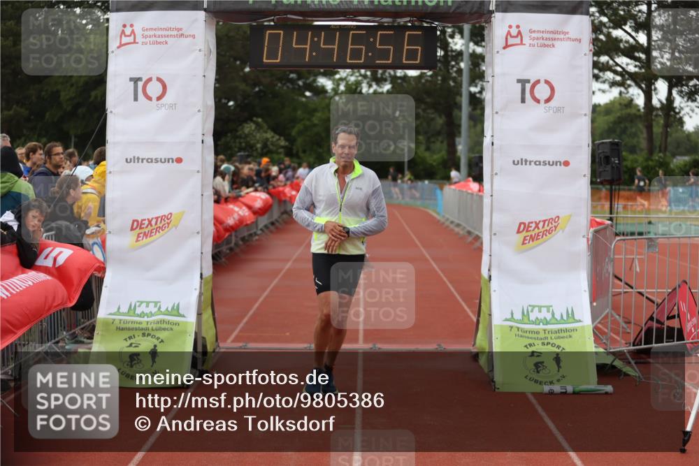 14.06.2026 - 7 Türme Triathlon Andreas Tolksdorf http://msf.ph/oto/9805386 14.06.2026 15:46:55 Ziel 980 meine-sportfotos.de