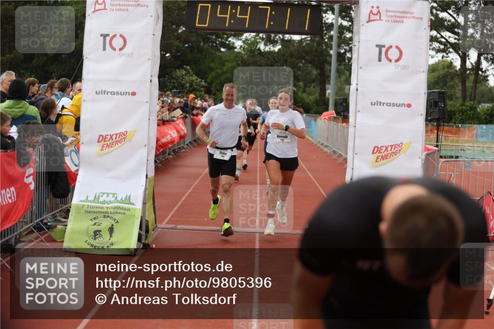 14.06.2026 - 7 Türme Triathlon Andreas Tolksdorf http://msf.ph/oto/9805396 14.06.2026 15:47:10 Ziel 747, 775, 958, 988, 1190, 1531, 1587 meine-sportfotos.de