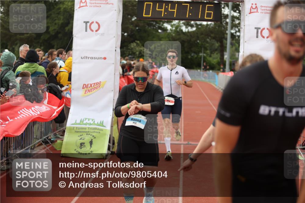14.06.2026 - 7 Türme Triathlon Andreas Tolksdorf http://msf.ph/oto/9805404 14.06.2026 15:47:15 Ziel 747, 958, 988, 1190, 1531, 1587, 1603 meine-sportfotos.de