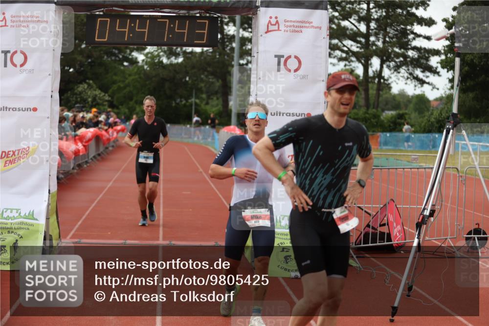 14.06.2026 - 7 Türme Triathlon Andreas Tolksdorf http://msf.ph/oto/9805425 14.06.2026 15:47:42 Ziel 657, 823, 904, 1163, 1667, 1769 meine-sportfotos.de
