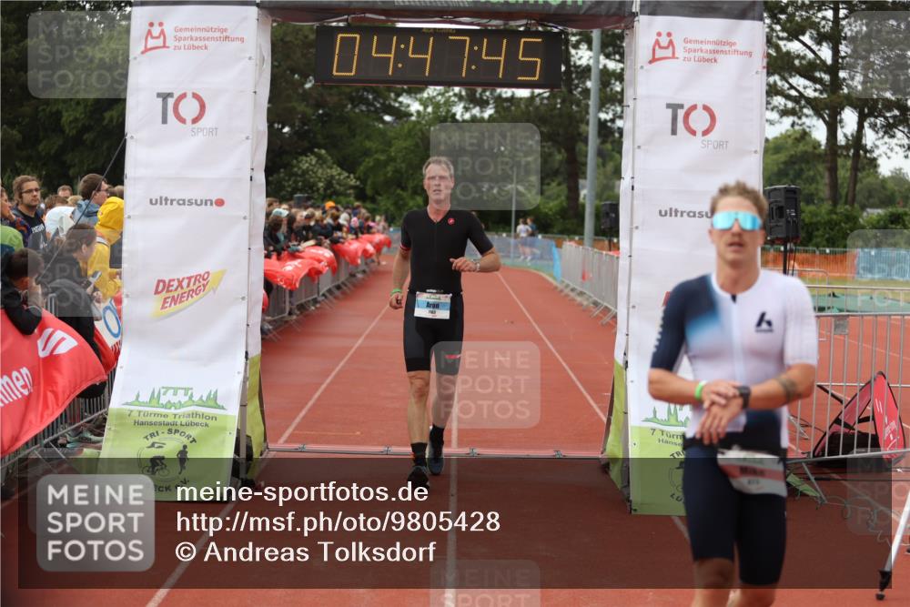 14.06.2026 - 7 Türme Triathlon Andreas Tolksdorf http://msf.ph/oto/9805428 14.06.2026 15:47:44 Ziel 657, 823, 1163, 1667, 1769 meine-sportfotos.de
