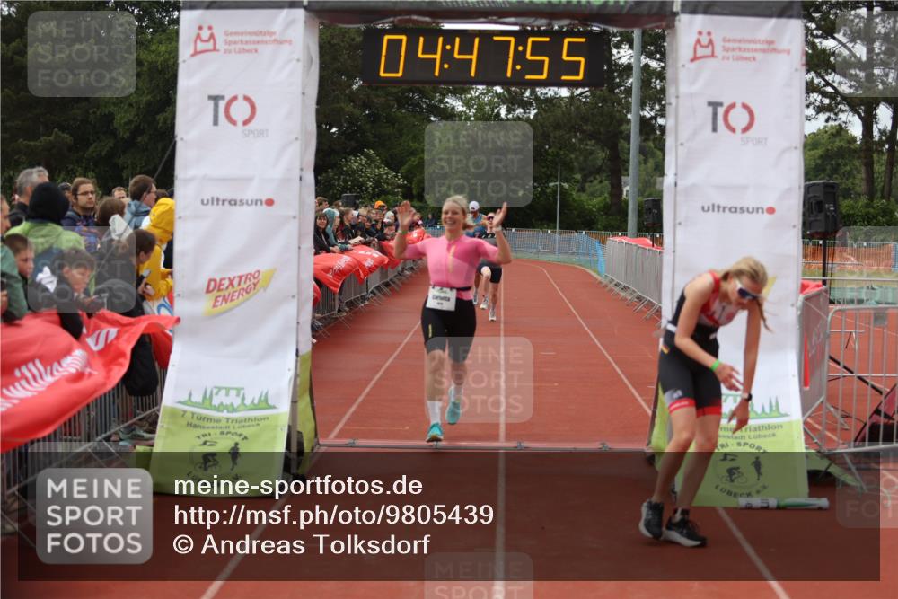 14.06.2026 - 7 Türme Triathlon Andreas Tolksdorf http://msf.ph/oto/9805439 14.06.2026 15:47:54 Ziel 673, 1596, 1679, 1681 meine-sportfotos.de