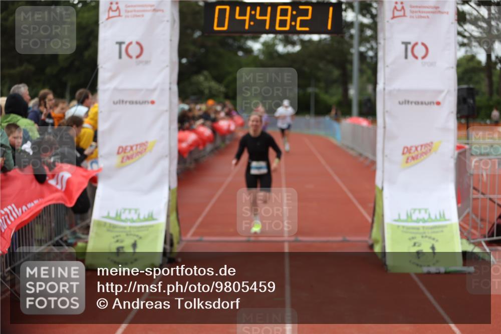 14.06.2026 - 7 Türme Triathlon Andreas Tolksdorf http://msf.ph/oto/9805459 14.06.2026 15:48:20 Ziel 966, 1127, 1578 meine-sportfotos.de