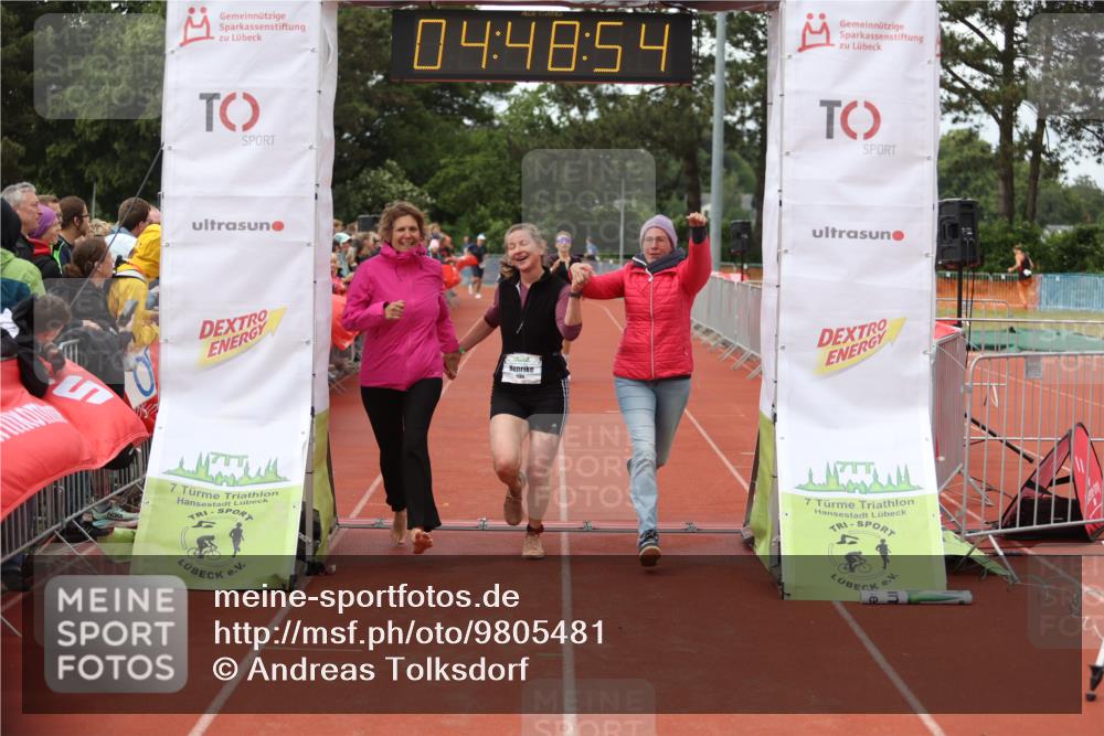 14.06.2026 - 7 Türme Triathlon Andreas Tolksdorf http://msf.ph/oto/9805481 14.06.2026 15:48:53 Ziel 1041, 1149, 1164, 1186, 1639 meine-sportfotos.de