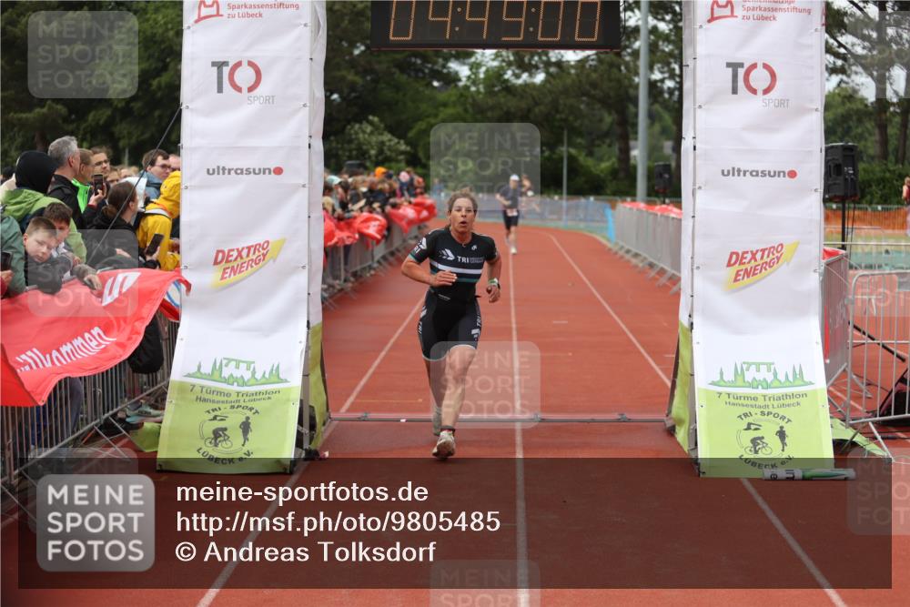 14.06.2026 - 7 Türme Triathlon Andreas Tolksdorf http://msf.ph/oto/9805485 14.06.2026 15:48:59 Ziel 1041, 1164, 1186 meine-sportfotos.de