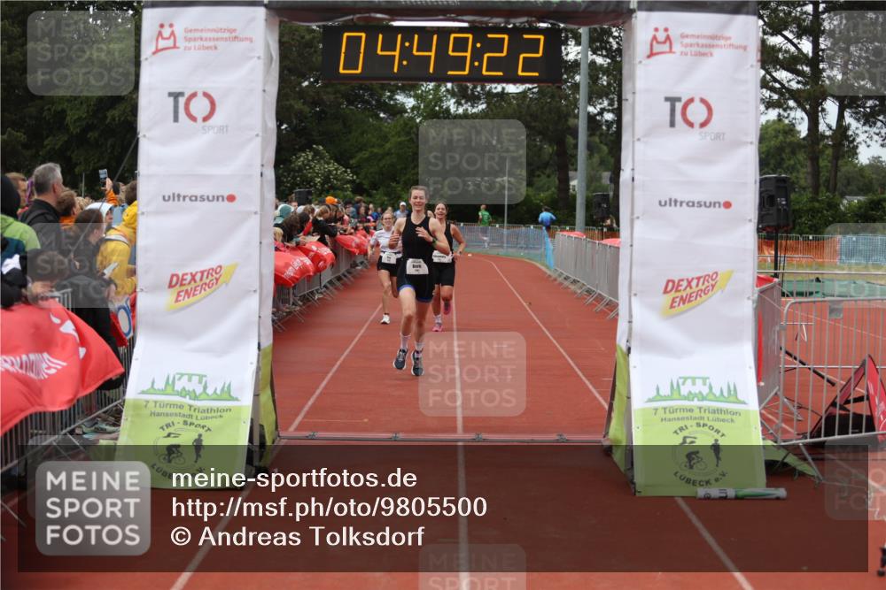 14.06.2026 - 7 Türme Triathlon Andreas Tolksdorf http://msf.ph/oto/9805500 14.06.2026 15:49:21 Ziel 693, 975, 1568, 1707, 1713 meine-sportfotos.de