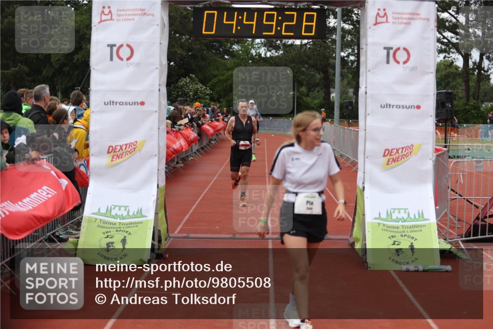 14.06.2026 - 7 Türme Triathlon Andreas Tolksdorf http://msf.ph/oto/9805508 14.06.2026 15:49:27 Ziel 693, 759, 938, 1047, 1568, 1707, 1713, 1752 meine-sportfotos.de