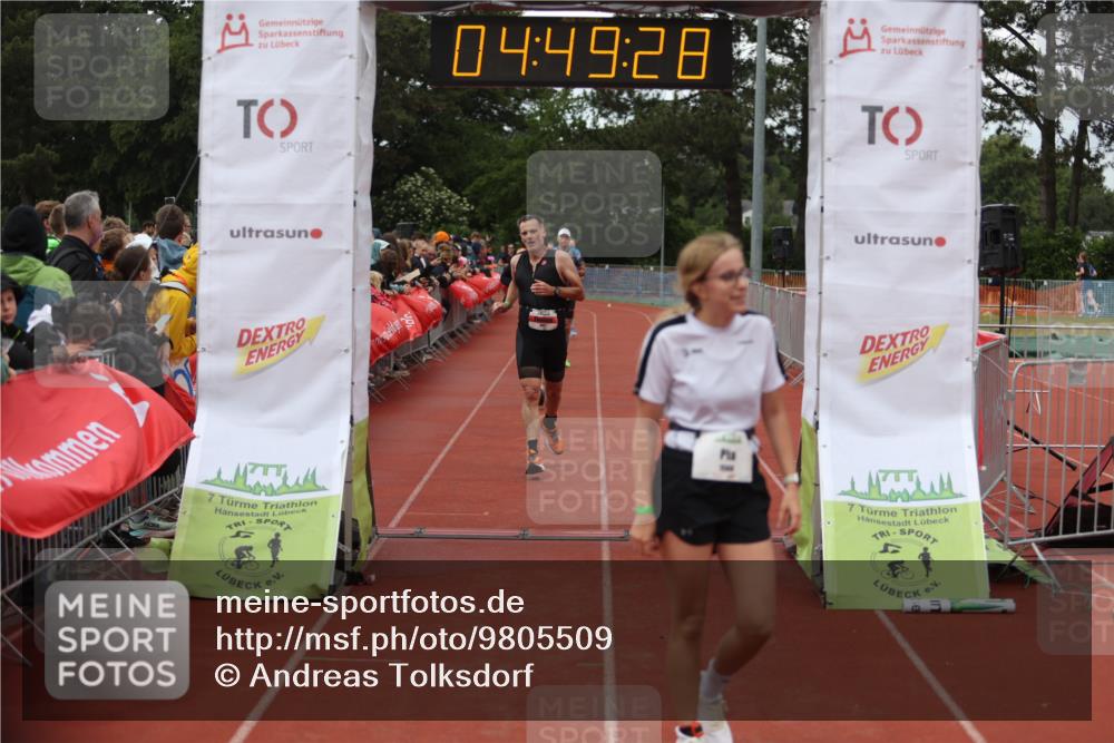 14.06.2026 - 7 Türme Triathlon Andreas Tolksdorf http://msf.ph/oto/9805509 14.06.2026 15:49:27 Ziel 693, 759, 938, 1047, 1568, 1707, 1713, 1752 meine-sportfotos.de
