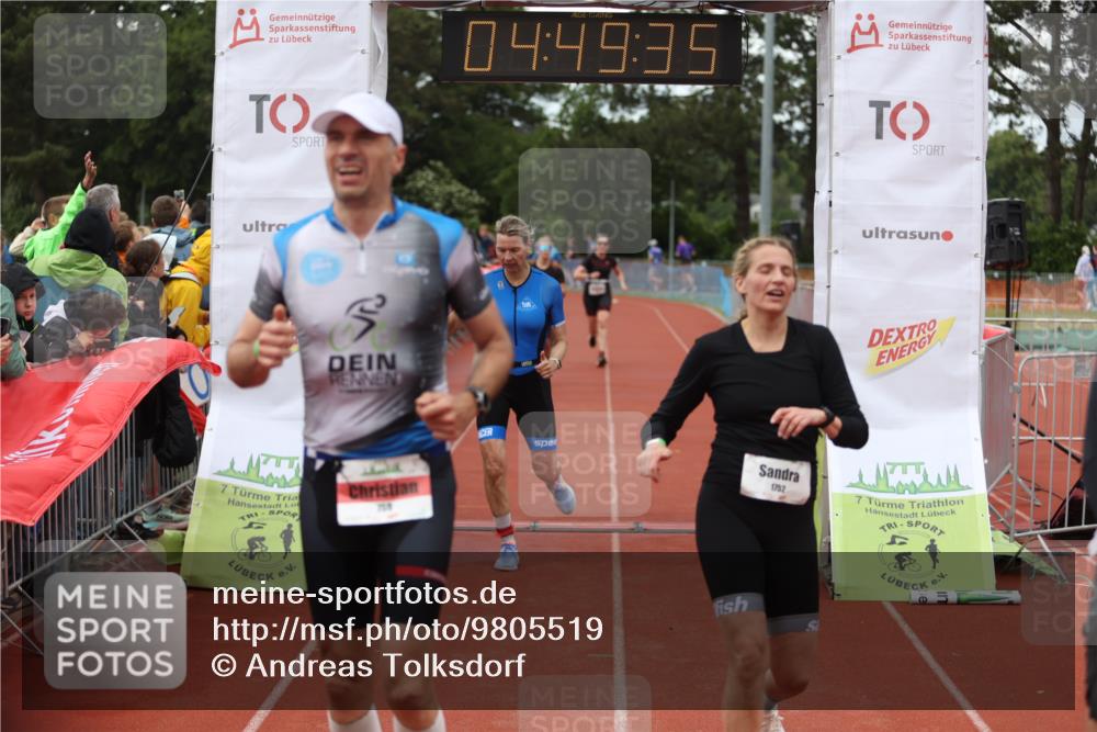 14.06.2026 - 7 Türme Triathlon Andreas Tolksdorf http://msf.ph/oto/9805519 14.06.2026 15:49:34 Ziel 693, 759, 938, 1047, 1604, 1618, 1752 meine-sportfotos.de
