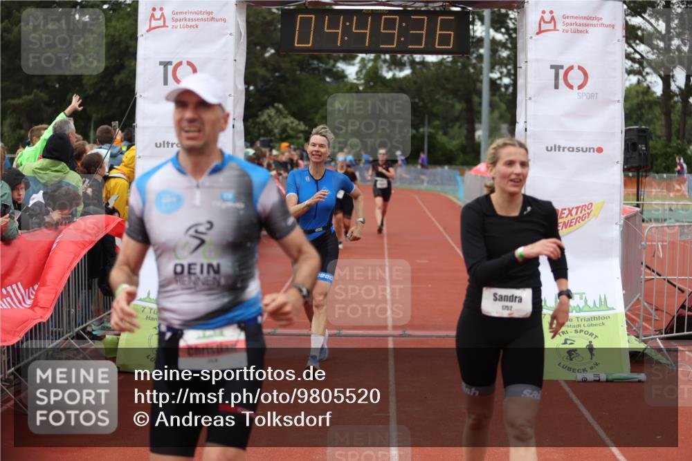 14.06.2026 - 7 Türme Triathlon Andreas Tolksdorf http://msf.ph/oto/9805520 14.06.2026 15:49:35 Ziel 693, 759, 938, 1047, 1604, 1618, 1752 meine-sportfotos.de
