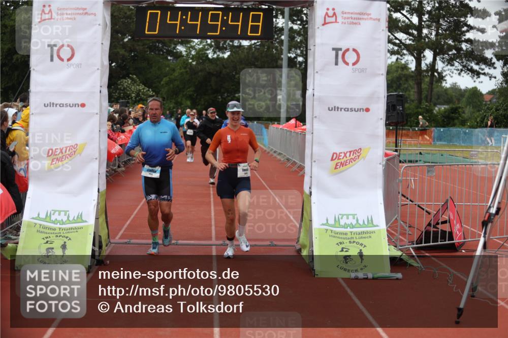 14.06.2026 - 7 Türme Triathlon Andreas Tolksdorf http://msf.ph/oto/9805530 14.06.2026 15:49:47 Ziel 1154, 1189, 1514, 1604, 1616, 1618 meine-sportfotos.de