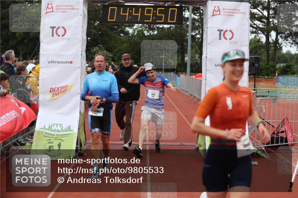 14.06.2026 - 7 Türme Triathlon Andreas Tolksdorf http://msf.ph/oto/9805533 14.06.2026 15:49:49 Ziel 1154, 1189, 1196, 1514, 1575, 1616 meine-sportfotos.de
