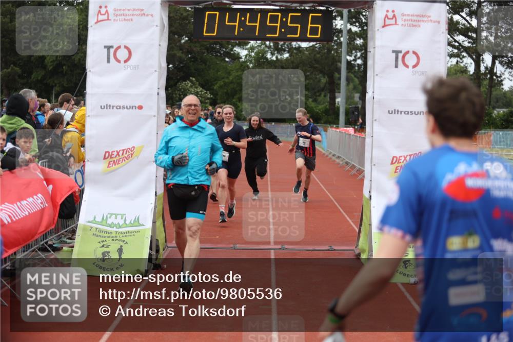 14.06.2026 - 7 Türme Triathlon Andreas Tolksdorf http://msf.ph/oto/9805536 14.06.2026 15:49:55 Ziel 1154, 1189, 1196, 1514, 1575, 1616 meine-sportfotos.de