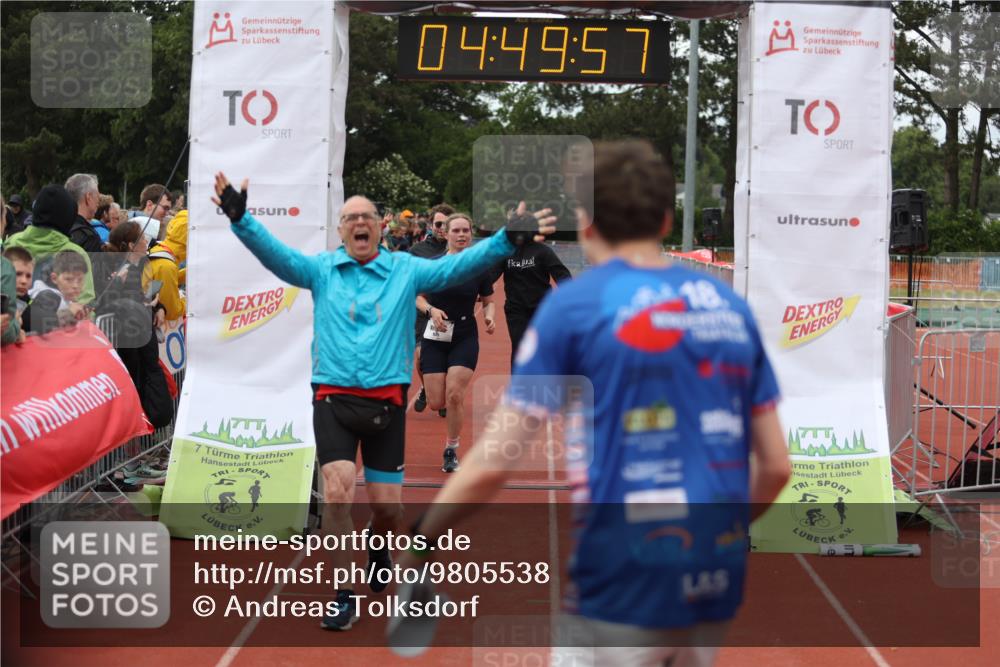 14.06.2026 - 7 Türme Triathlon Andreas Tolksdorf http://msf.ph/oto/9805538 14.06.2026 15:49:56 Ziel 686, 1189, 1196, 1514, 1575, 1616 meine-sportfotos.de