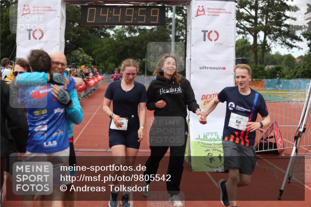 14.06.2026 - 7 Türme Triathlon Andreas Tolksdorf http://msf.ph/oto/9805542 14.06.2026 15:49:58 Ziel 686, 1196, 1514, 1575 meine-sportfotos.de