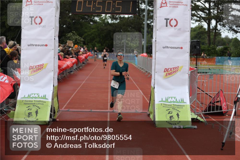 14.06.2026 - 7 Türme Triathlon Andreas Tolksdorf http://msf.ph/oto/9805554 14.06.2026 15:50:50 Ziel 1515, 1758 meine-sportfotos.de