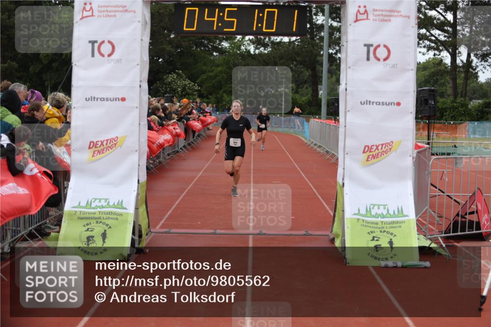 14.06.2026 - 7 Türme Triathlon Andreas Tolksdorf http://msf.ph/oto/9805562 14.06.2026 15:51:00 Ziel 1515, 1588, 1761 meine-sportfotos.de