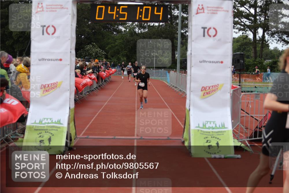 14.06.2026 - 7 Türme Triathlon Andreas Tolksdorf http://msf.ph/oto/9805567 14.06.2026 15:51:03 Ziel 1515, 1588, 1761 meine-sportfotos.de