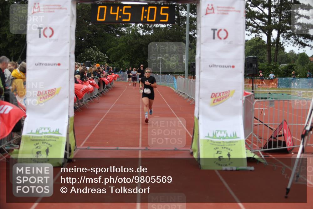 14.06.2026 - 7 Türme Triathlon Andreas Tolksdorf http://msf.ph/oto/9805569 14.06.2026 15:51:04 Ziel 1515, 1588, 1761 meine-sportfotos.de