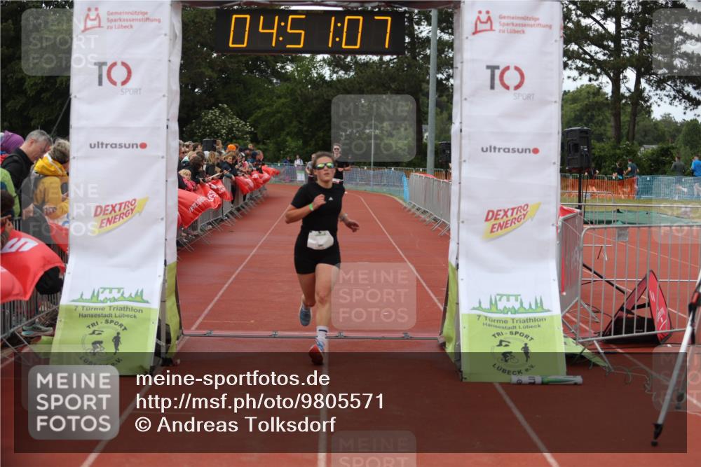 14.06.2026 - 7 Türme Triathlon Andreas Tolksdorf http://msf.ph/oto/9805571 14.06.2026 15:51:06 Ziel 808, 1588, 1761 meine-sportfotos.de